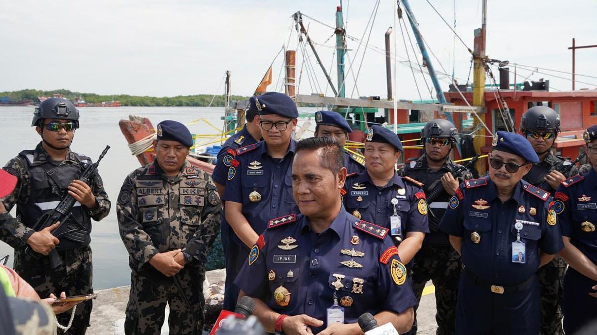 Rugikan Nelayan RI, KKP Tertibkan 20 Rumpon Ilegal Milik Filipina