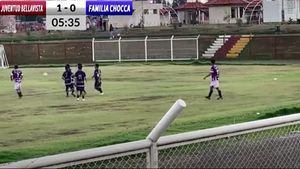 Lightning Sambaran Kills Players During Football Matches In Peru