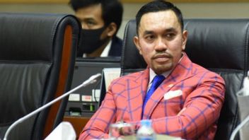 Profil Ahmad Sahroni, Politisi NasDem yang Nyaris Polisikan SBY 