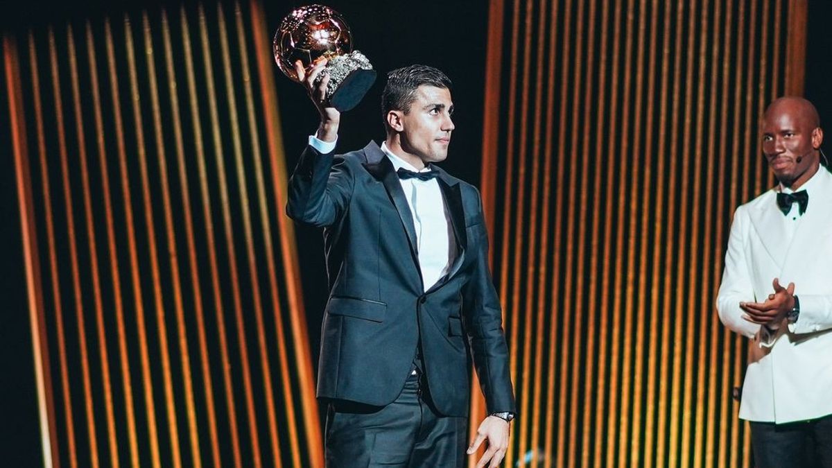 Rodri Memenangi Ballon d'Or setelah Musim Gemilang di Manchester City dan Timnas Spanyol