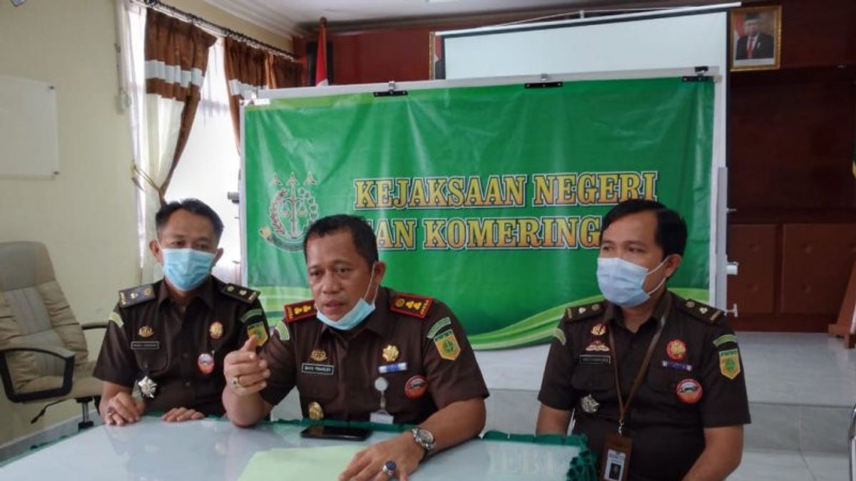 Kades Bedegung Diduga Korupsi Dana Rehab Jembatan, Kejari OKU Lakukan Pemeriksaan