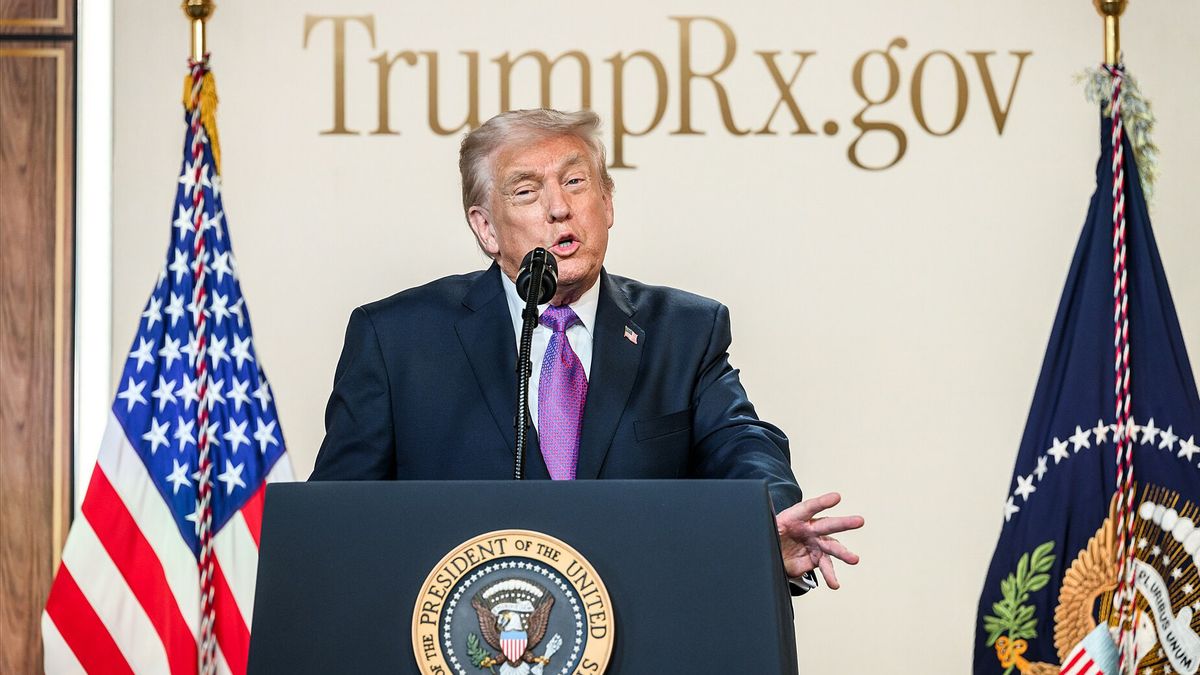 Trump Jajaki Skema Tarif Baru 'Akali' Putusan Mahkamah Agung