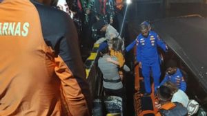 Tim SAR Cari 4 Warga Spanyol Hilang Gegara Kapal Terbalik di Labuan Bajo