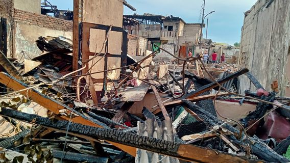 The Story Of The Residents Of Kemayoran Betting Their Lives For The Sake Of The Beloved Bird Of The Child During The Fire