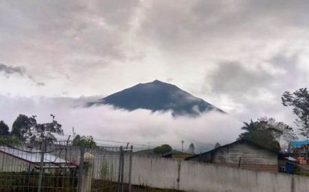 Aktivitas Vulkanik Masih Fluktuatif, Jalur Pendakian Gunung Kerinci via Solok Selatan Ditutup