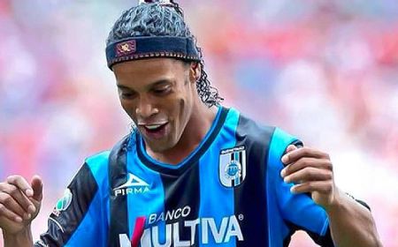 Sejak Kematian Ibunya, Ronaldinho Doyan Pesta Sambil Teler Vodka, Wiski dan Gin