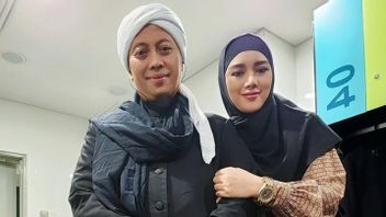 Klarifikasi Istri Opick Usai Disebut Minggat dari Rumah