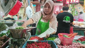 Beras, Telur, Cabai dan Bawang di Pasar Jaya Gondangdia Naik di Pekan Pertama Bulan Ramadan