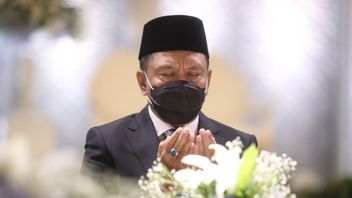 Les Condoléances Du Président Jokowi Prononcées Par Le Ministre D’Amali Lorsque Takziah à La Maison Funéraire Du Marquis Kido
