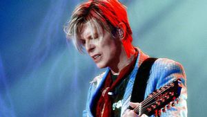 Kisah David Bowie yang Ingin Membangkitkan Alter Ego Ziggy Stardust