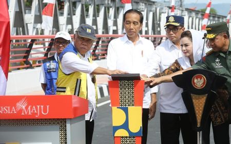 Jokowi Resmikan Penggantian Tiga Jembatan Callender Hamilton di Jateng Senilai Rp250,8 Miliar