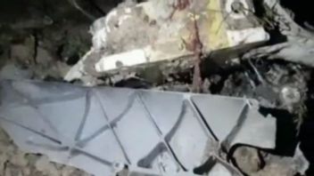 Penampakan Serpihan Diduga Pesawat Tempur T-50i Golden Eagle di Blora, Masih Olah TKP