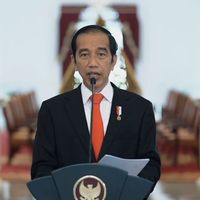 5 Instruksi Jokowi Soal Penanganan Pandemi yang Harus Didukung TNI-Polri