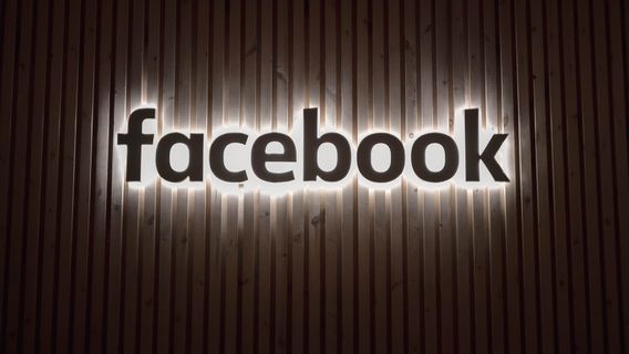 Facebook 因批评公司关于种族主义特朗普帖子的政策而解雇员工