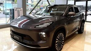 Exeed Exlantix E05 Jadi SUV Hybrid dengan Jarak Tempuh 1.300 Km