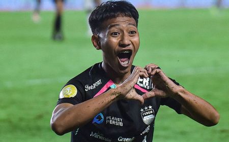 Partai Pembuka Liga 1 2024/2025: Persib Hajar PSBS Biak 4-1