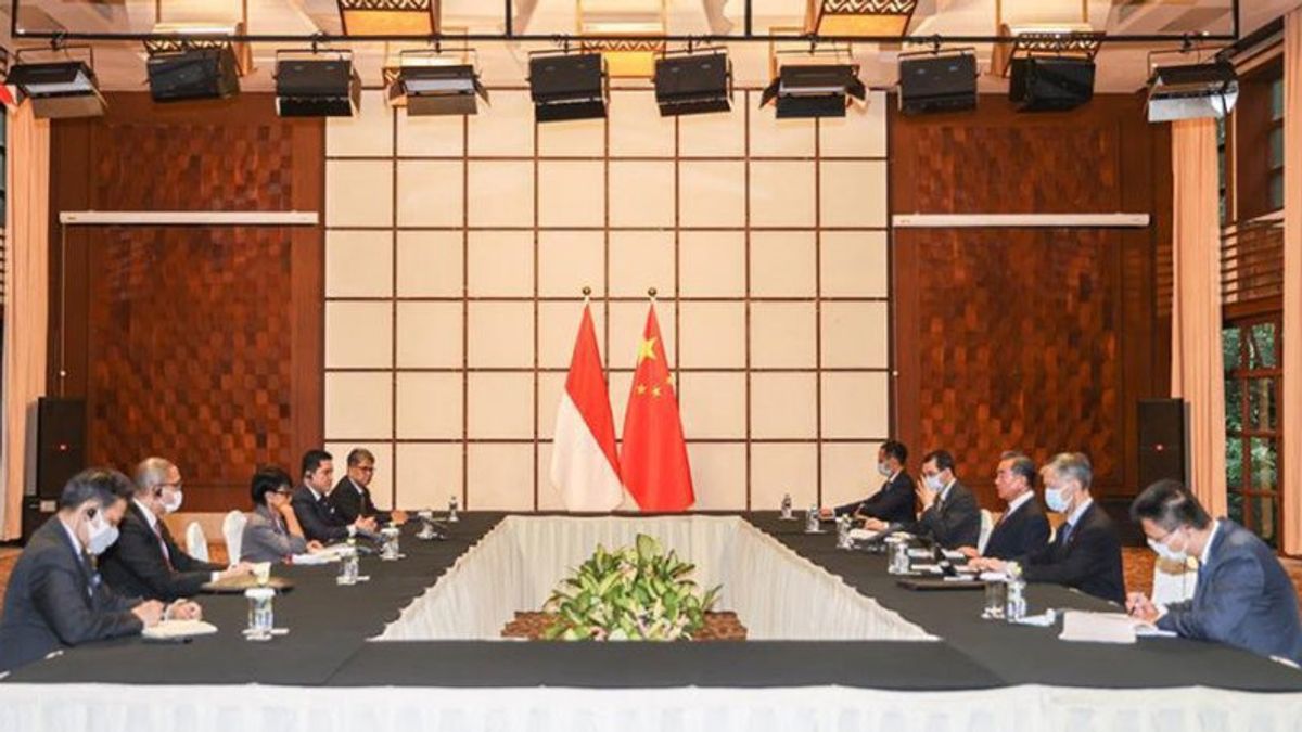 زيارة وزير الخارجية ريتنو للصين تعطي انطباعاً لدولة ستار الخيزران