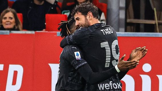 Menang Lawan Napoli, AC Milan Pangkas Jarak Poin dengan Juventus