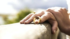 Fenomena Gray Divorce, Perceraian Lansia yang Disebabkan karena Banyak Faktor