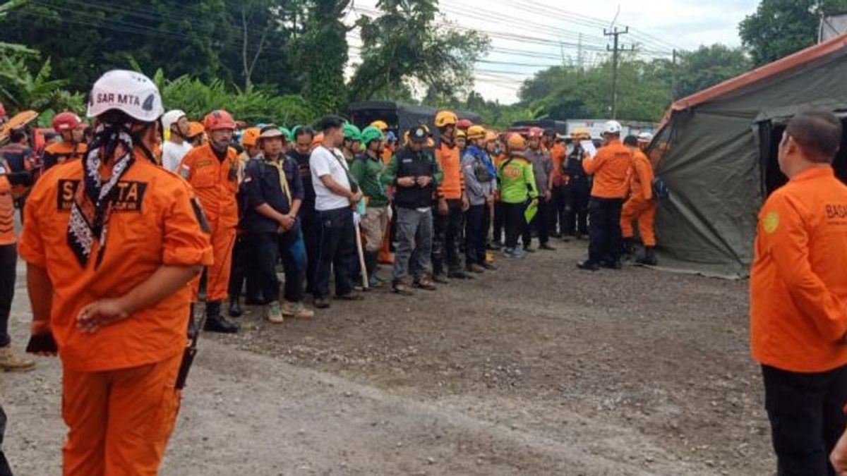 796 Personel Tim SAR Disebar ke 12 Kecamatan Cari 151 Orang yang Dilaporkan Hilang Usai Gempa Cianjur