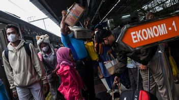 Homecomers Arrive In Jakarta Estimated To Reach 44,000 People, Most Drop At Pasar Senen Station