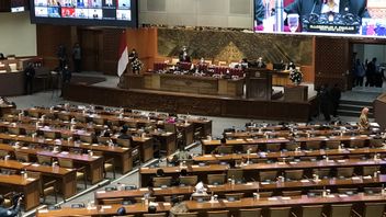 PPATK 表示,印度尼西亚共和国众议院和DPRD的1,000名成员参与了在线赌博,PKS:社区中公平的社会疾病
