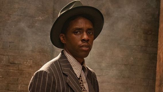 Penampilan Terakhir Chadwick Boseman dalam <i>Ma Rainey's Black Bottom</i> yang Emosional