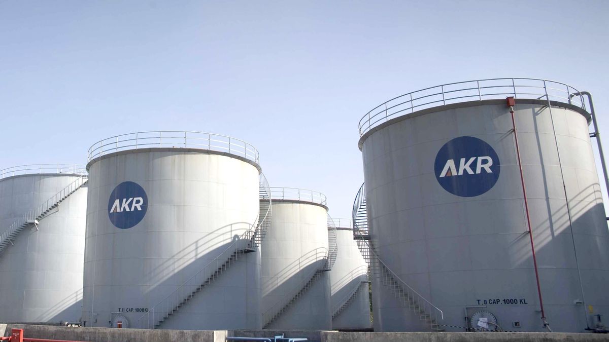 AKR Corporindo، الشركة المملوكة من قبل التكتل سويجيارو Adikoesoemo يكسب إيرادات IDR 10.7 تريليون في عام 2021