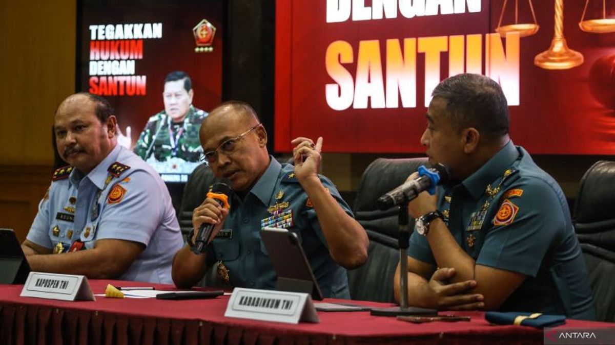 Danpuspom TNIは、少佐のデディ・ハシブアンは最低限懲戒処分を受けていると述べた