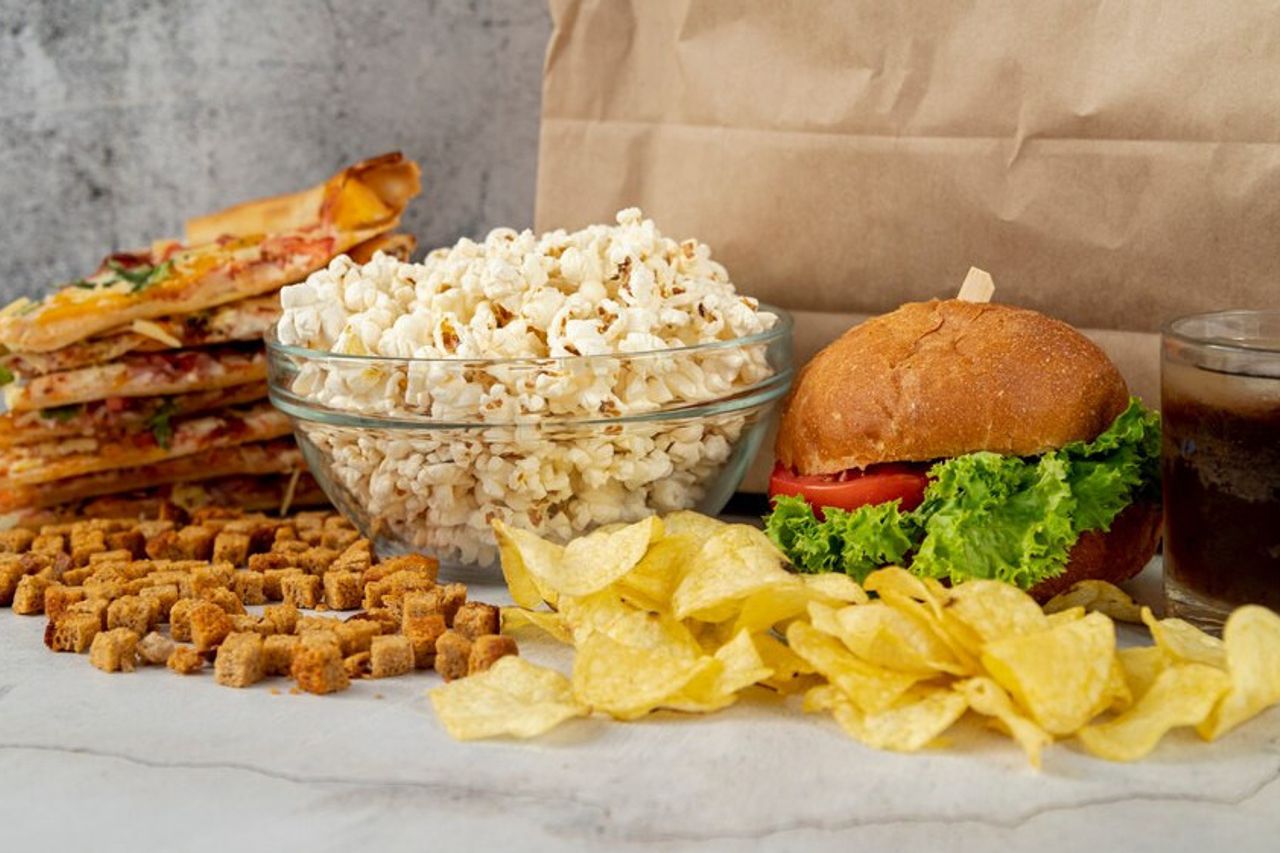 D'après les recherches, les aliments qui sont surchassés accélèrent le vieillissement biologique