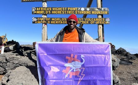 Pendidik Bitcoin di Tanzania Taklukkan  Kilimanjaro, dengan Dana Bitcoin dan Donasi Nostr