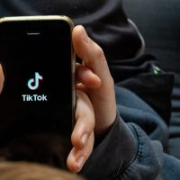 TikTok dan Youtube Ingin Patuhi PP Tunas, Pembicaraan Mulai Digelar