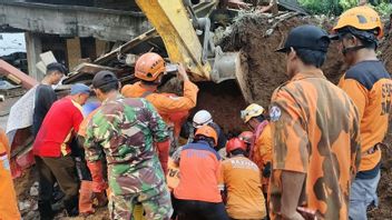 Tim SAR Temukan Korban Kedua Longsor Jombang