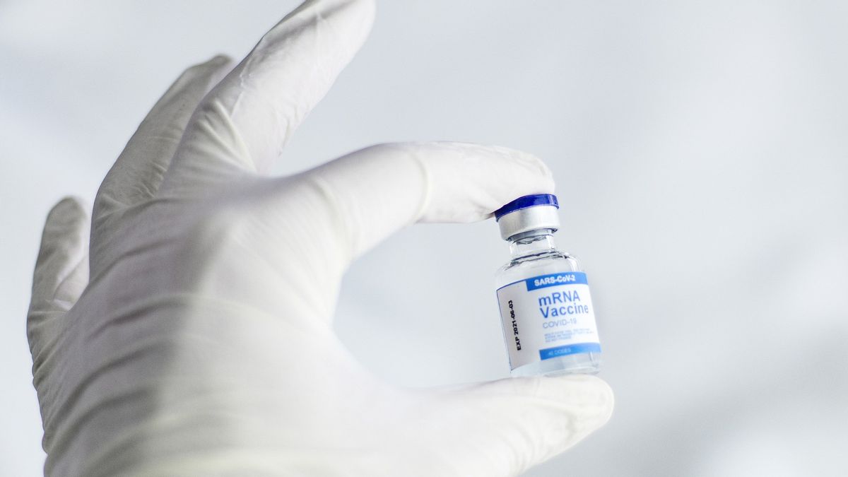 DPR: Stok Vaksin COVID-19 Indonesia Belum Bikin Tenang