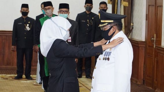 5 Perampok Subuh Tadi Masuk ke Rumah Dinas, Sekap Wali Kota Blitar dan Bawa Kabur Rp400 Juta