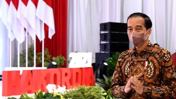 Jokowi使用Oculus与Mark Zuckeberg一起玩乒乓球，意识到数字进步无法阻止