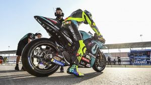 Rossi Awali Petualangan Baru Bersama Petronas Yamaha SRT Jajal Sirkuit Qatar