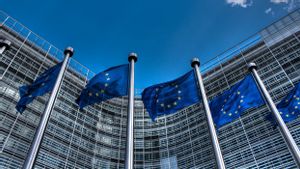  Uni Eropa Desak Peningkatan Pemeriksaan untuk Mengantisipasi Varian Baru COVID-19 saat China Diterjang Gelombang Infeksi