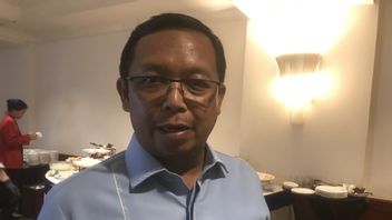 民主党議員は、ジョコウィは誰が投資であるかについて答えた:損失は誰ですか?