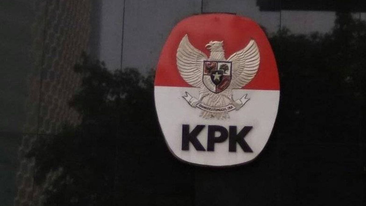 Le président par intérim du conseil de district à Pati et le président du KPU du district de Pati ont été convoqués par le KPK en relation avec le cas de l'extorsion d'un candidat à un appareil de village.