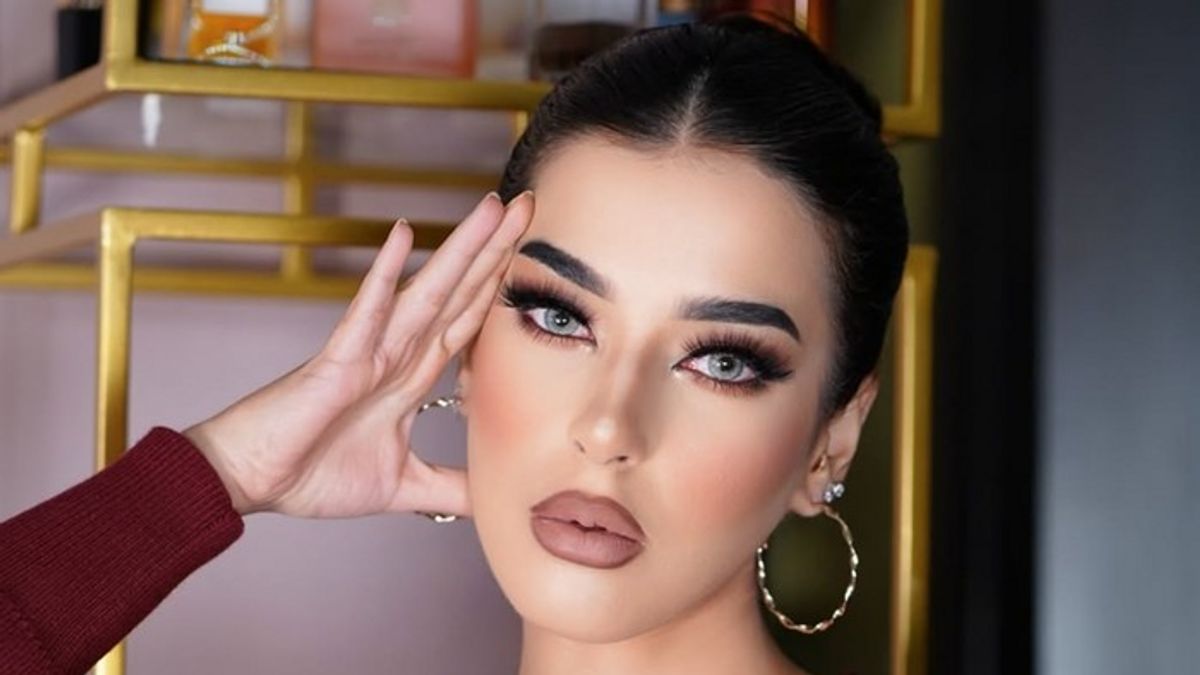 Getting To Know The Viral Makeup Latina On Social Media, Tasya Farasya Follows It