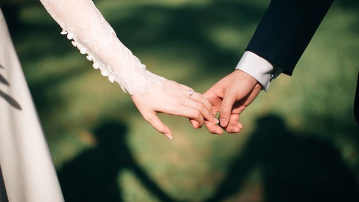 Kasus Eks Bupati Lombok Tengah Nikah Lagi Tanpa Izin Istri Naik Penyidikan