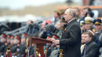 プーチン大統領は黒海で挑発を明らかにし、米国の偵察機に英国の駆逐艦があります
