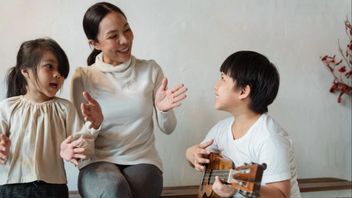 Indonesian Toddler Children's Song For Education Accompanied By Lyrics
