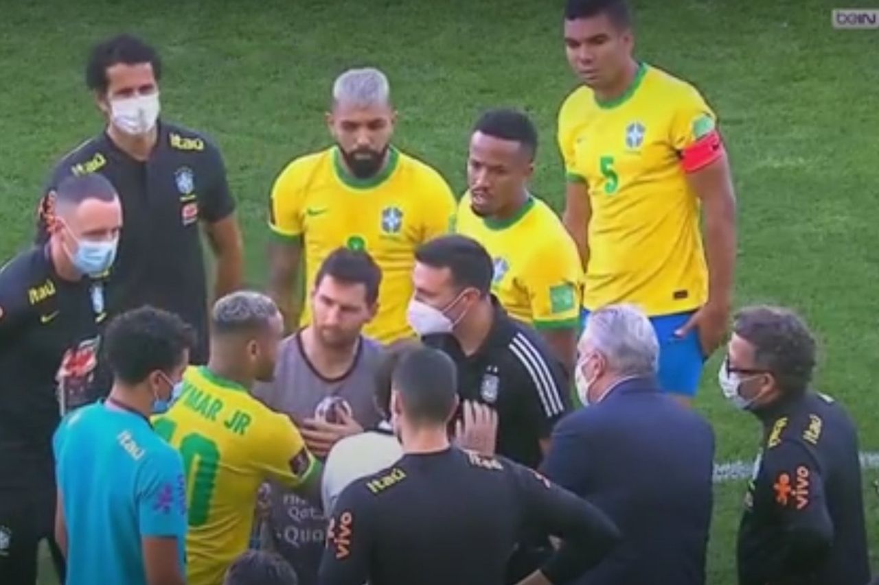 ブラジル対アルゼンチンの試合が中止され 4人のタンゴチーム選手がcovid 19プロケスルールに違反したと言われている