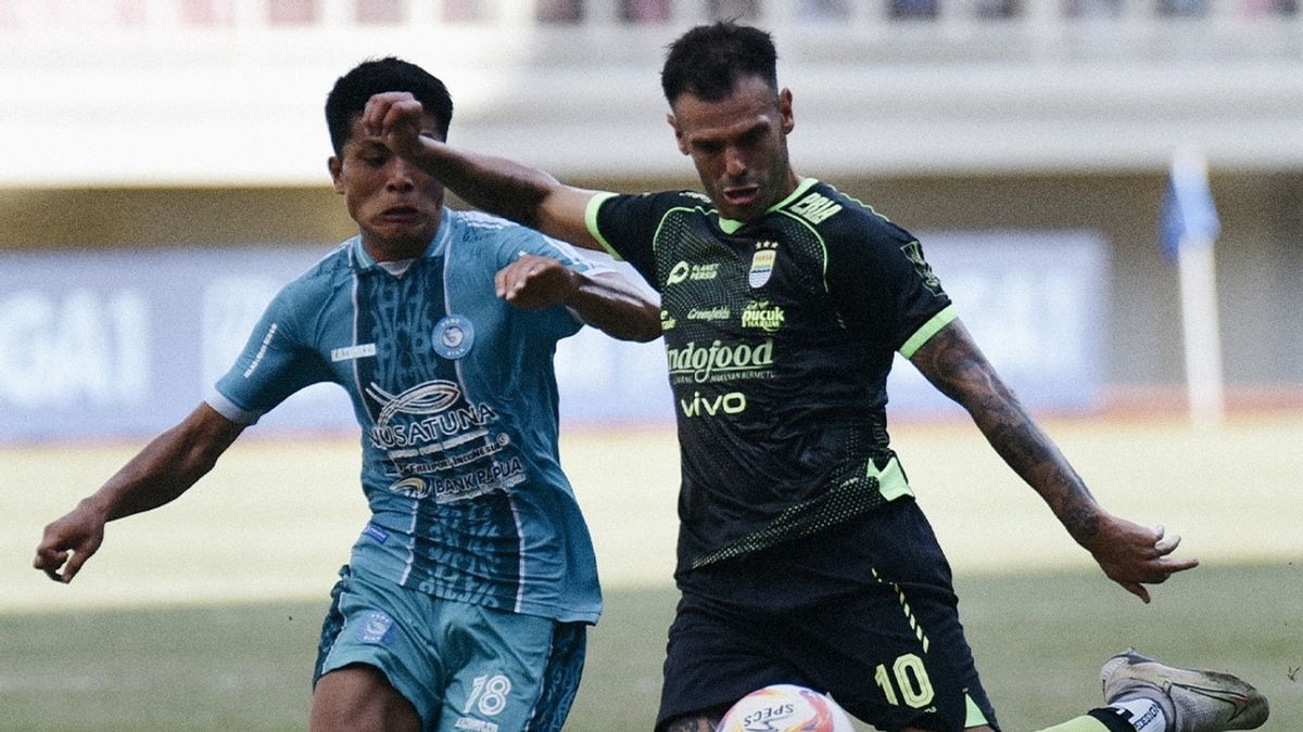 联赛1结果:Persib 与PSBS Biak 1-1分享点数