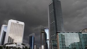 BMKG Ingatkan Masyarakat Waspada Potensi Siklon Tropis Teratai