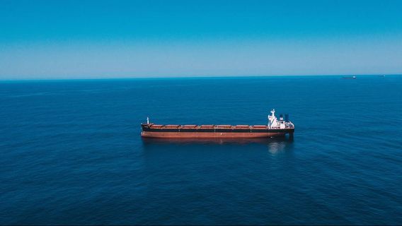 South Korean Oil Tanker Gets Iranian Permission to Cross Strait of Hormuz