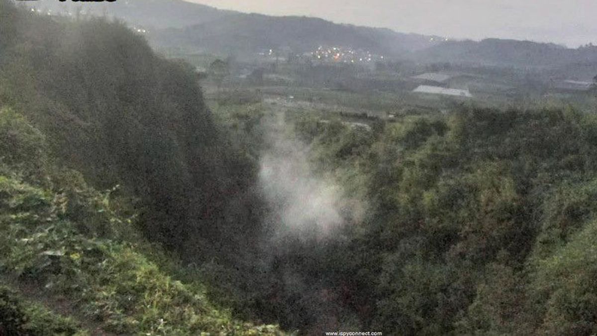 Masih Waspada, PVMBG Catat 66 Gempa Lokal di Gunung Api Dieng Selama Sehari