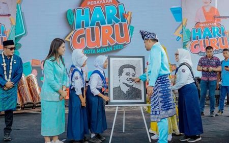 Bobby Nasution Tambah Insentif Guru Honorer Sekolah Negeri dan Swasta